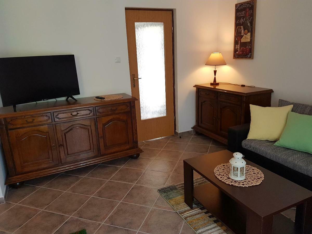 Apartment Sena 2 Privlaka  Ngoại thất bức ảnh